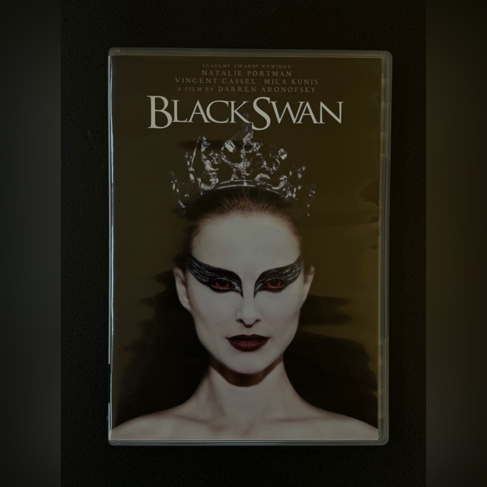 Black Swan DVD